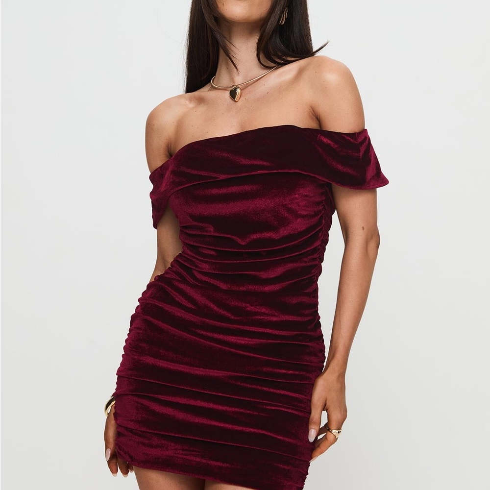 Princess Polly One Shoulder Velvet Dress in Deep Red